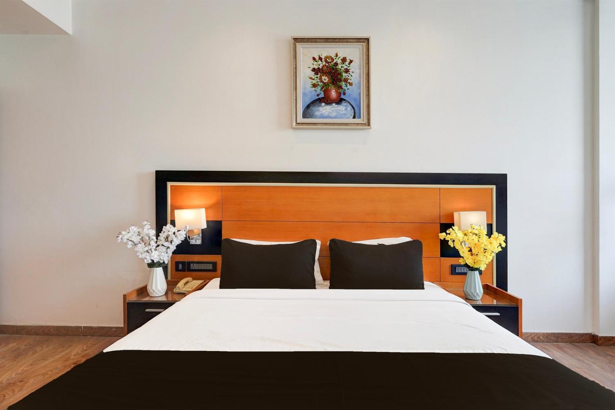 Townhouse Oak Agra Near Sultanganj Puliya Formerly Bb Grand Exterior foto